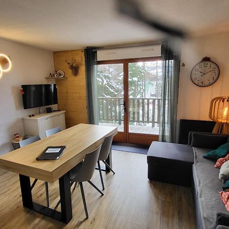 Appartement 4 A 6 Personnes - Chalets D'Aurouze - La Joue Du Loup Saint-Étienne-en-Dévoluy Zewnętrze zdjęcie